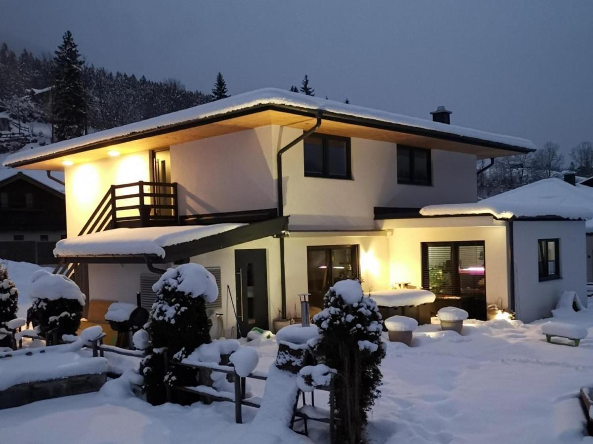 Apartment Melina Neukirchen am Grossvenediger Luaran gambar